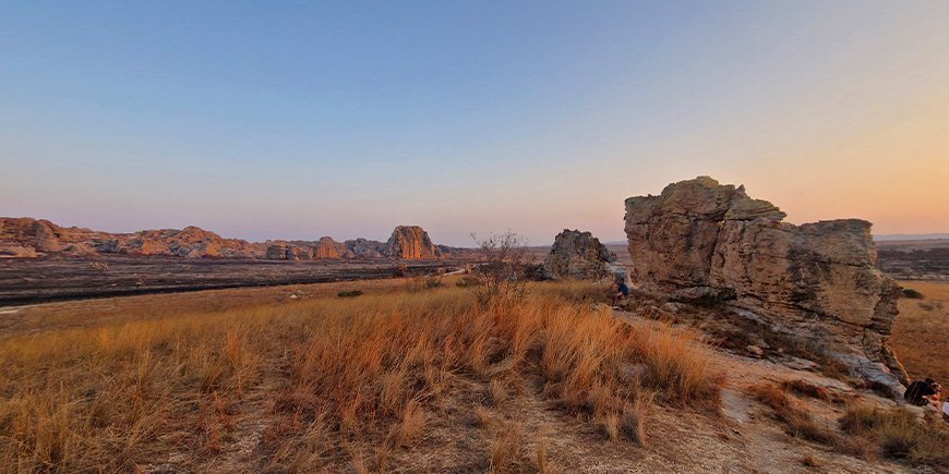 Vakkert landskap i Isalo ved solnedgang