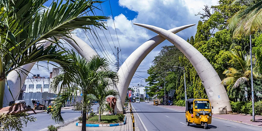Mombasa Tusks-monumentet i Mombasa by