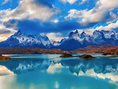 Solnedgang ved Torres del Paine i Chile