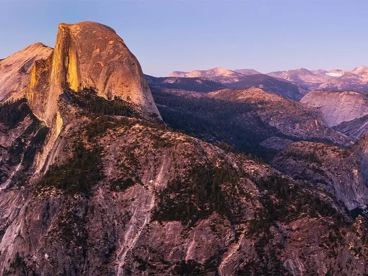 Panoramautsikt fra Yosemite nasjonalpark