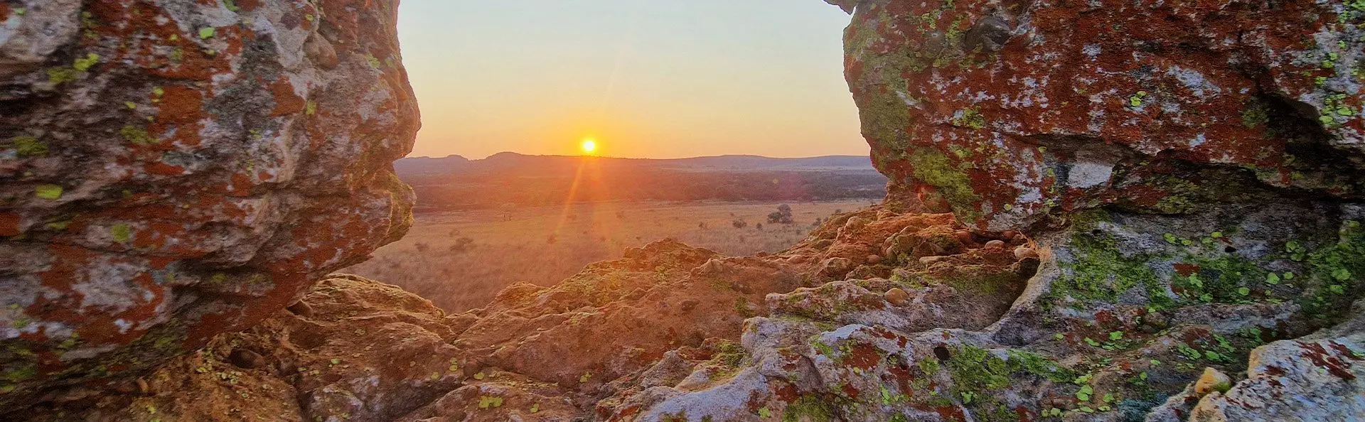 Solnedgang i Isalo nasjonalpark på Madagaskar